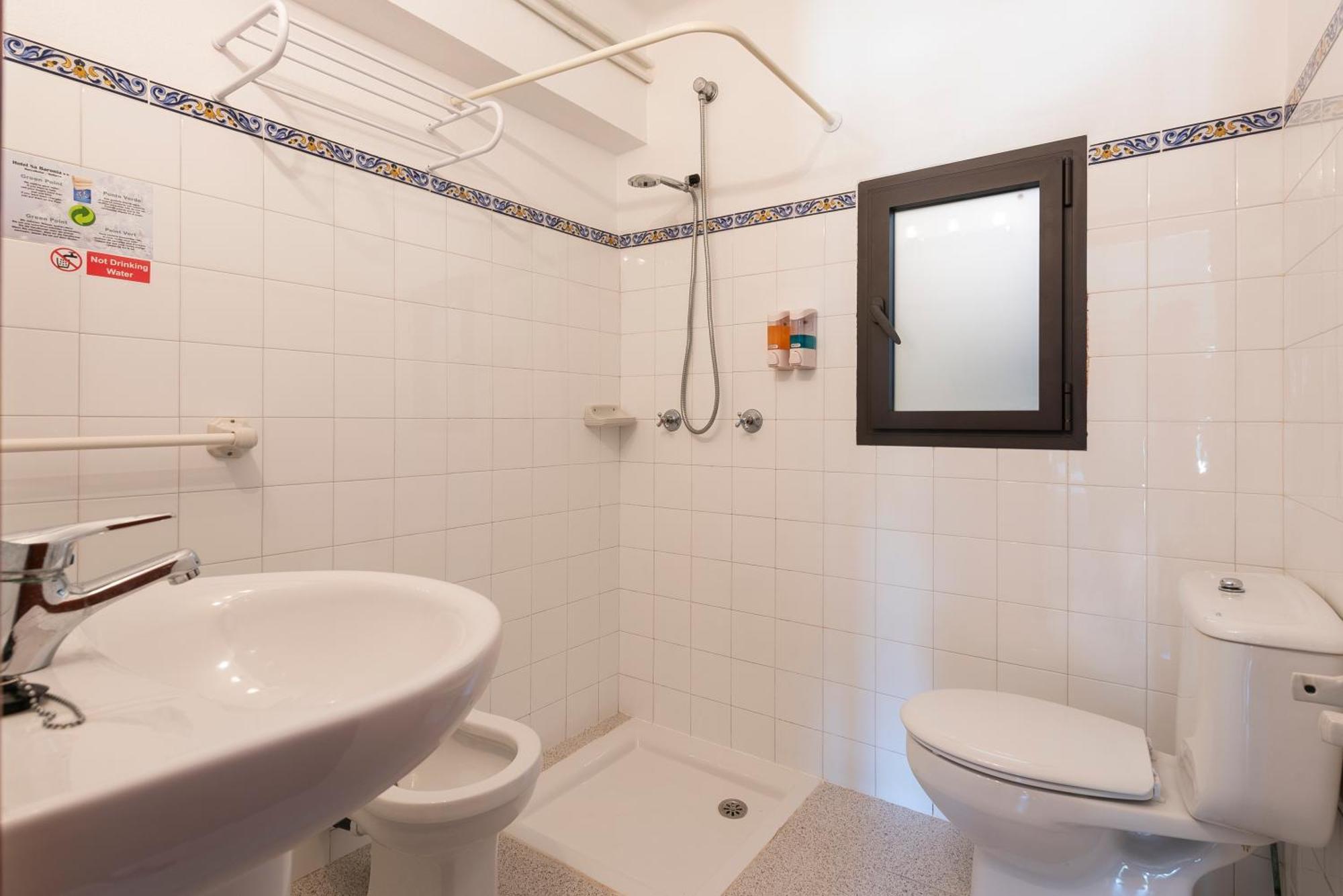 Double Room with Balcony and Partial Sea View,1635081509:JPEG